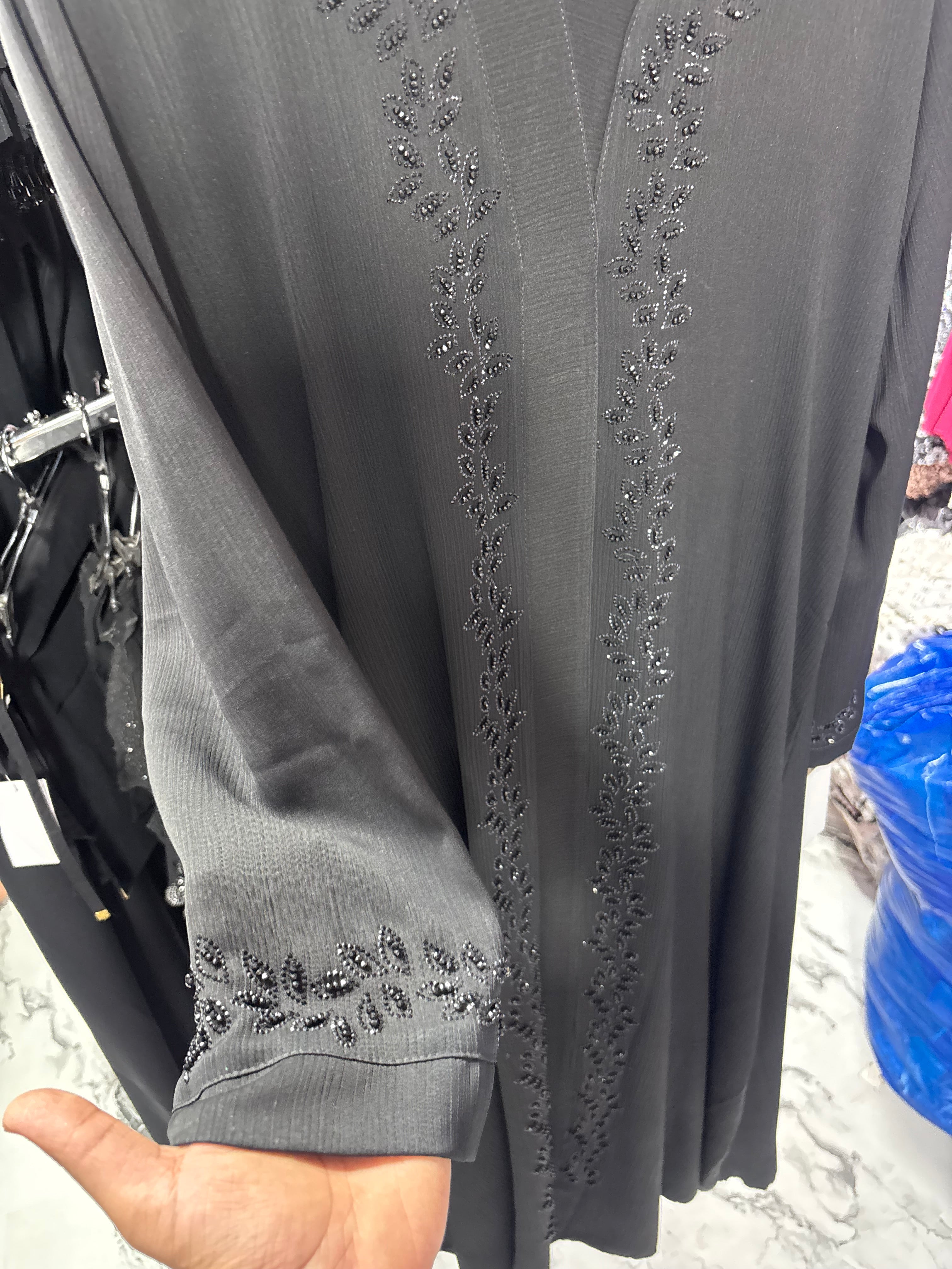 Luxurious Abaya - Perfect For Party Wear