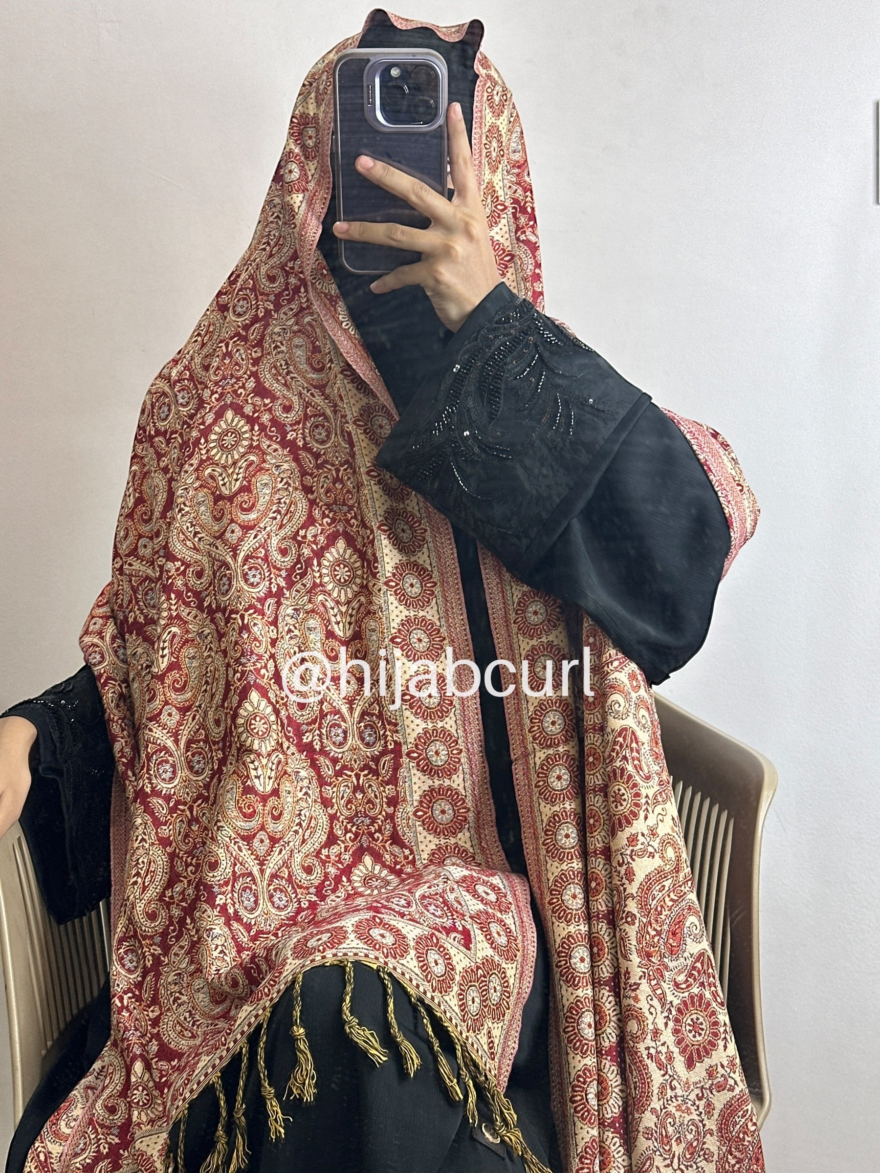 Luxury pashmina shawl