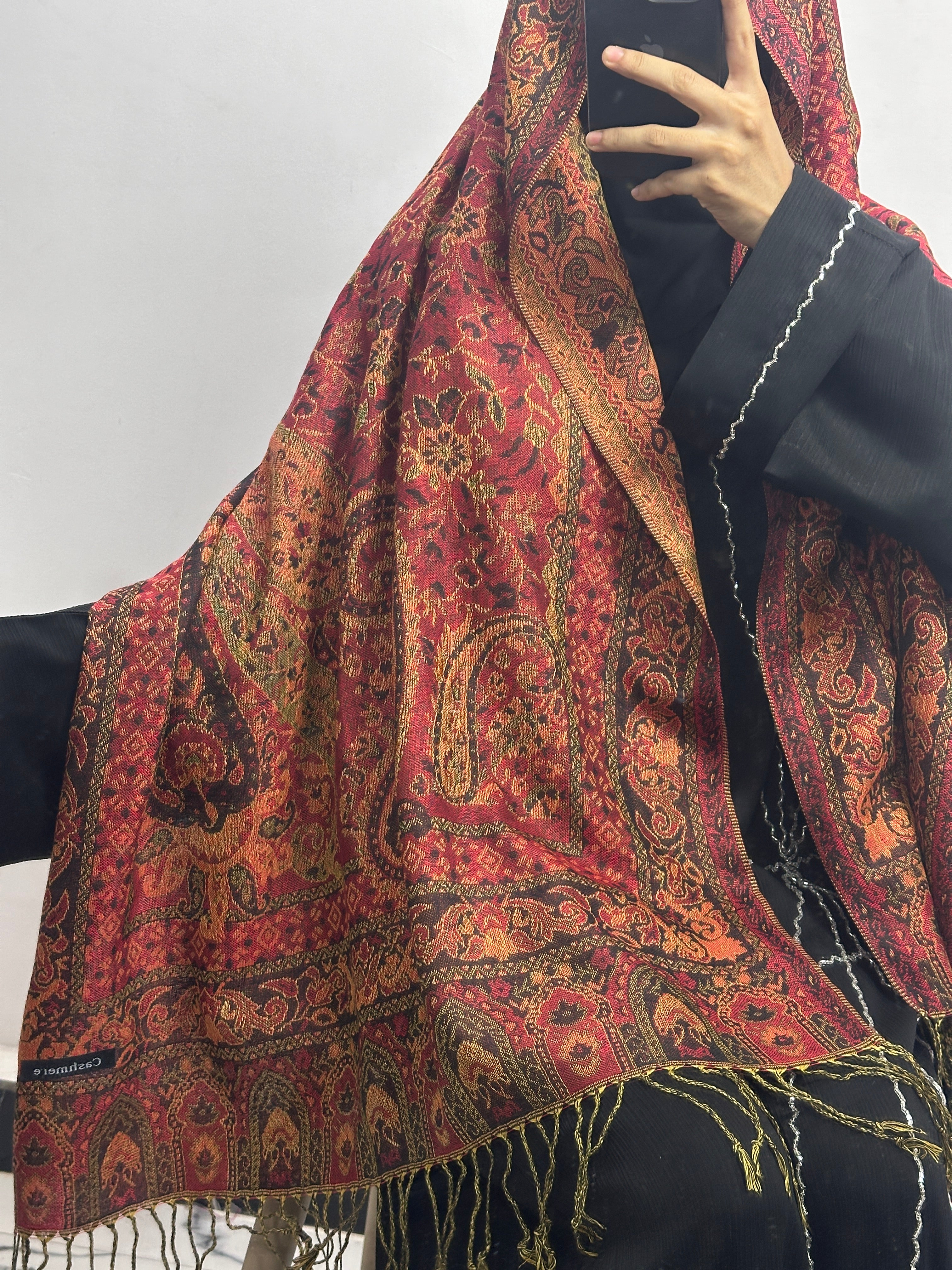 Luxury pashmina shawl