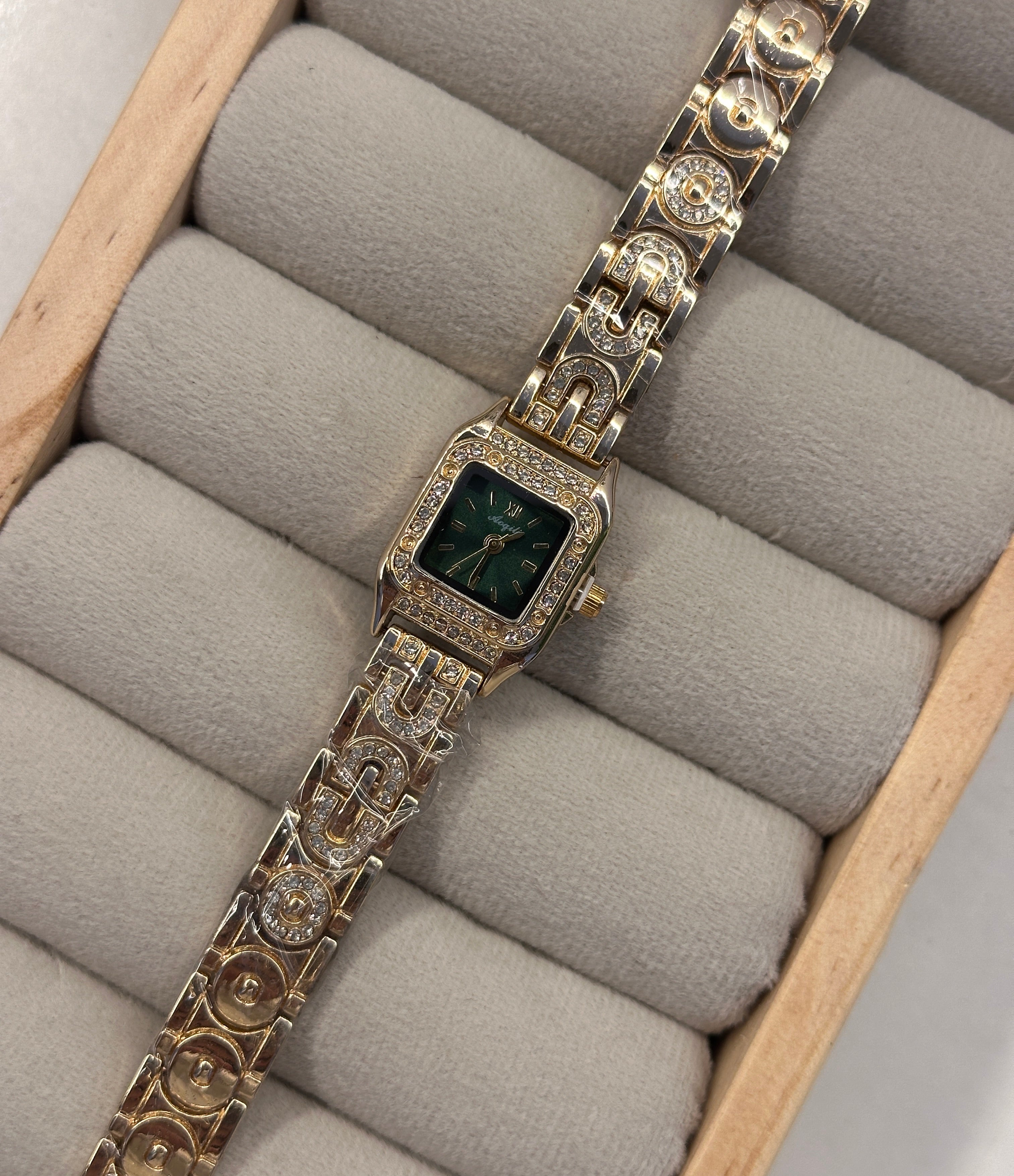 Premium Royal green watch