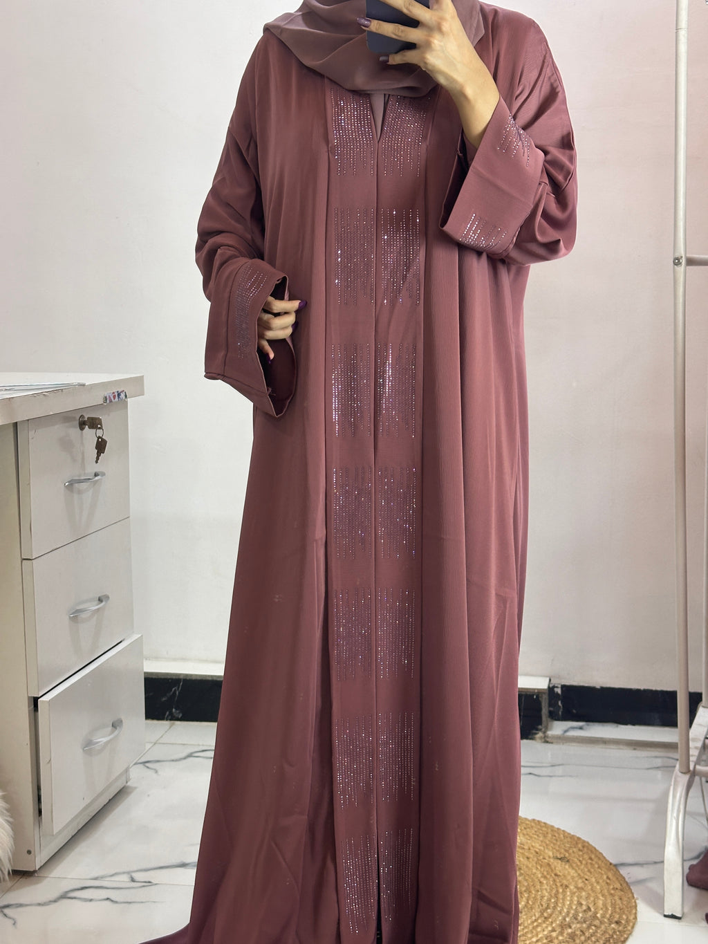 Luxurious Abaya - Perfect For Party Wear