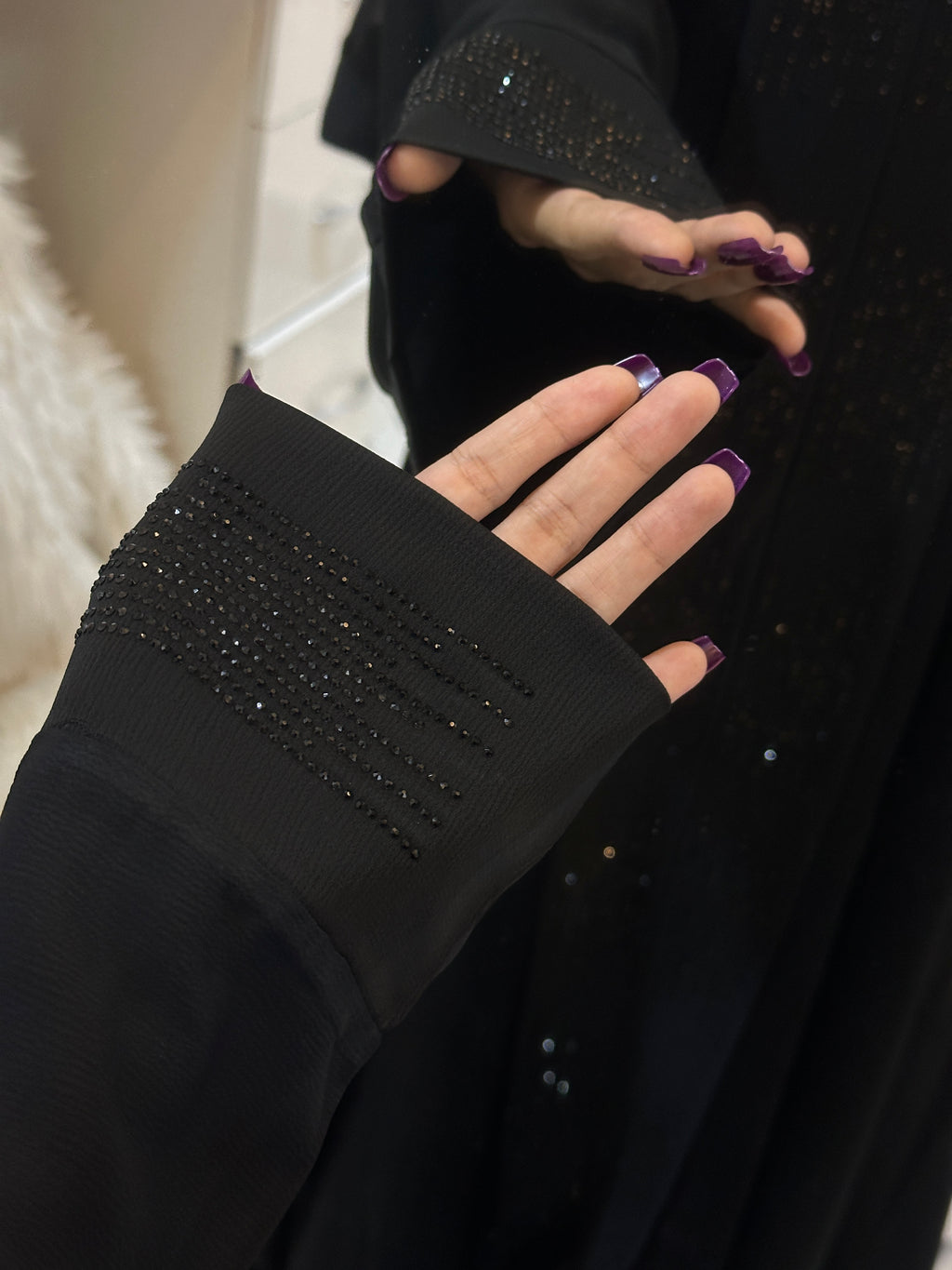 Luxurious Abaya - Perfect For Party Wear