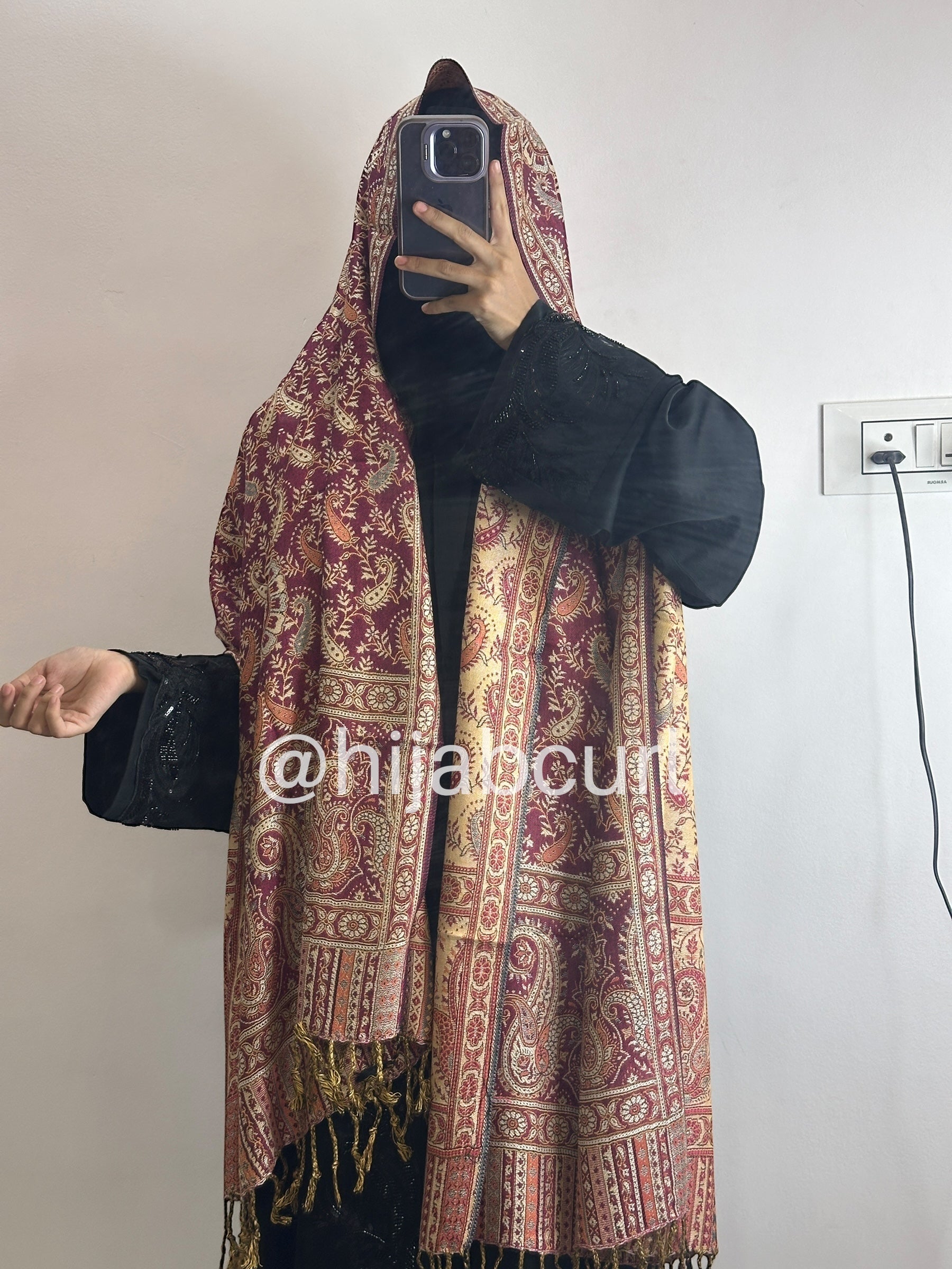 Luxury pashmina shawl