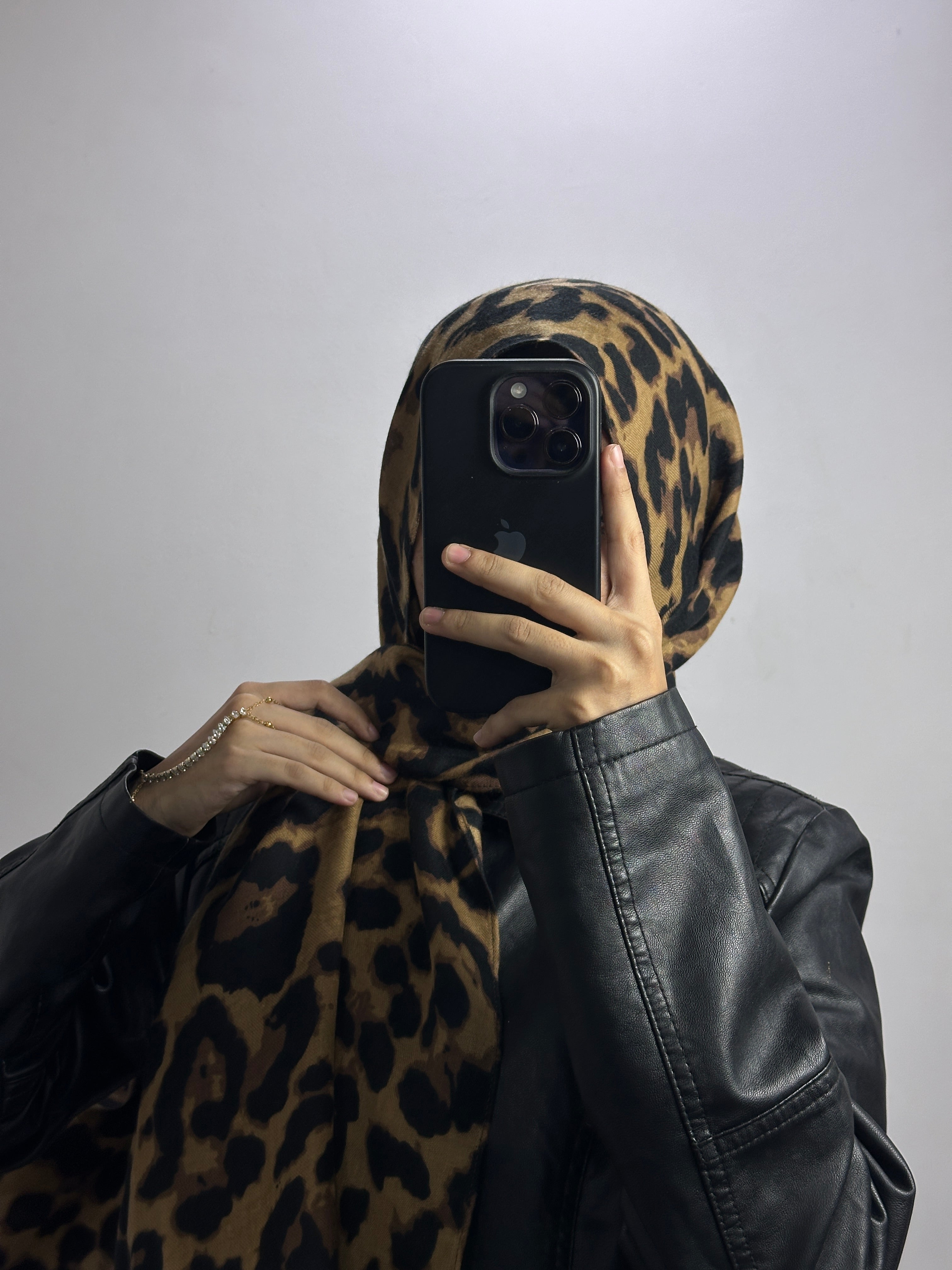 Savannah Modal Leopard Print Hijab - Coffee