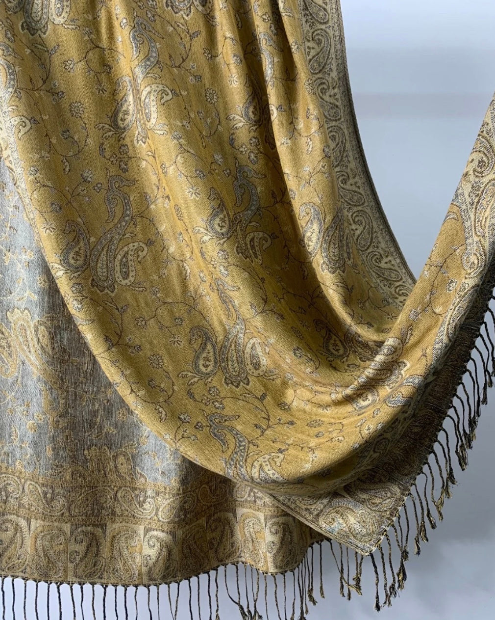 Luxury pashmina shawl