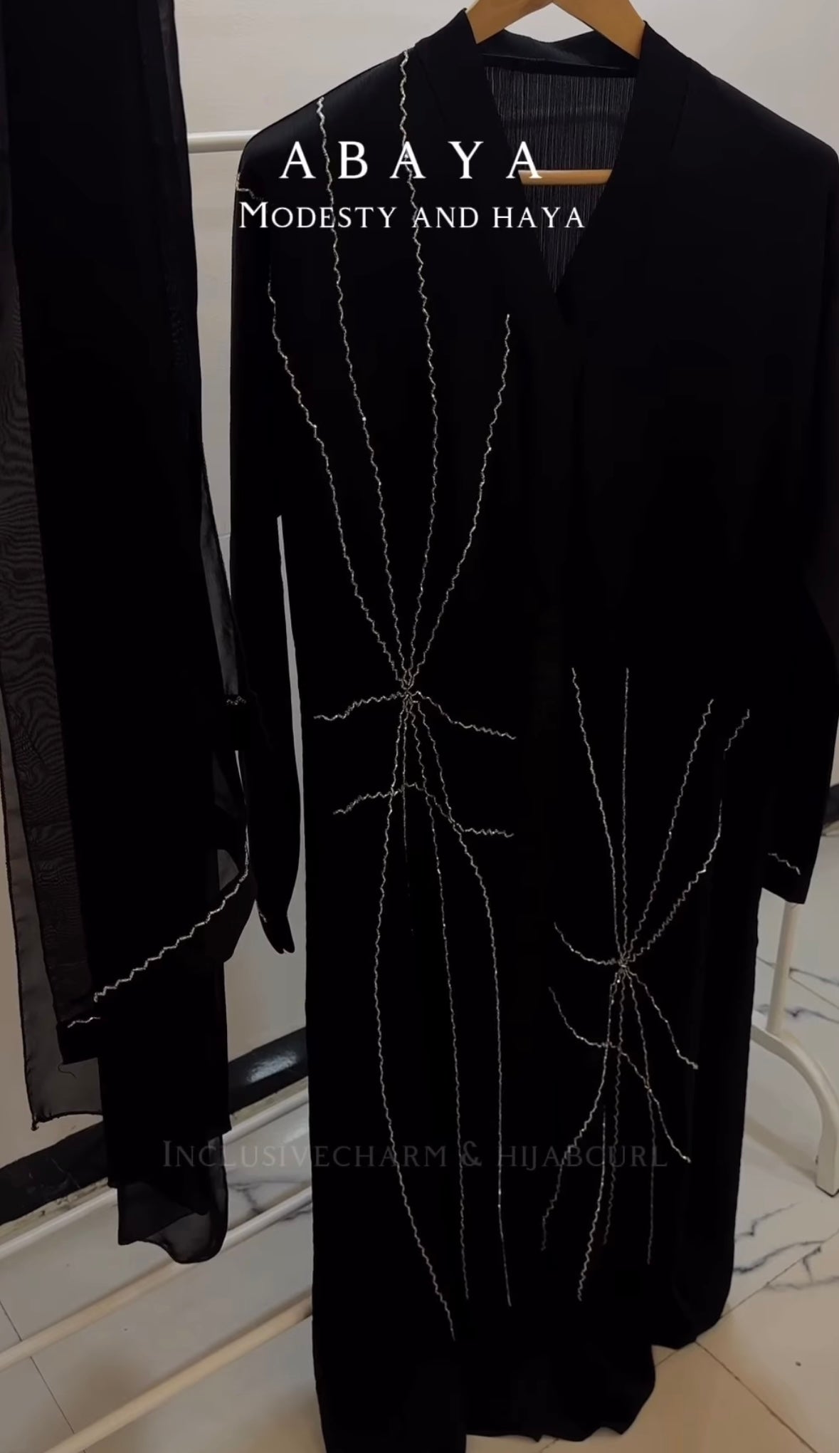 Luxurious Abaya - Perfect For Party Wear