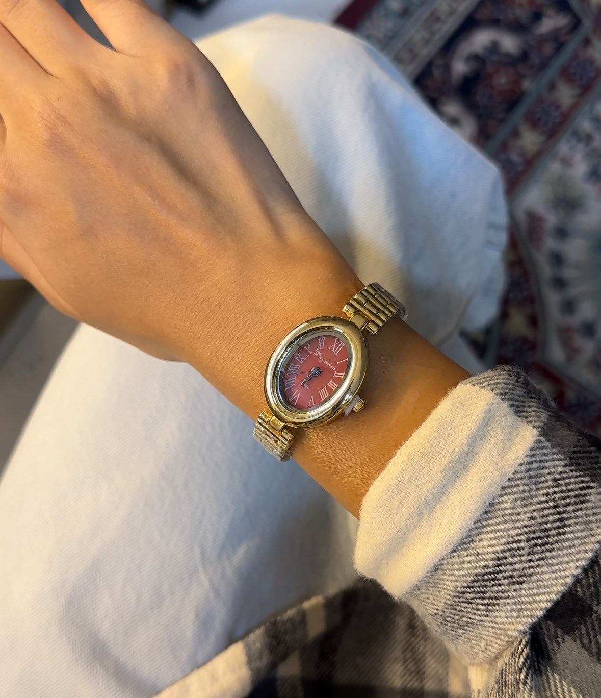 Minimal anti tarnished watch